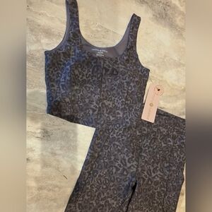 Harmony & Balance Women's Charcoal Leopard Print Sports Bra